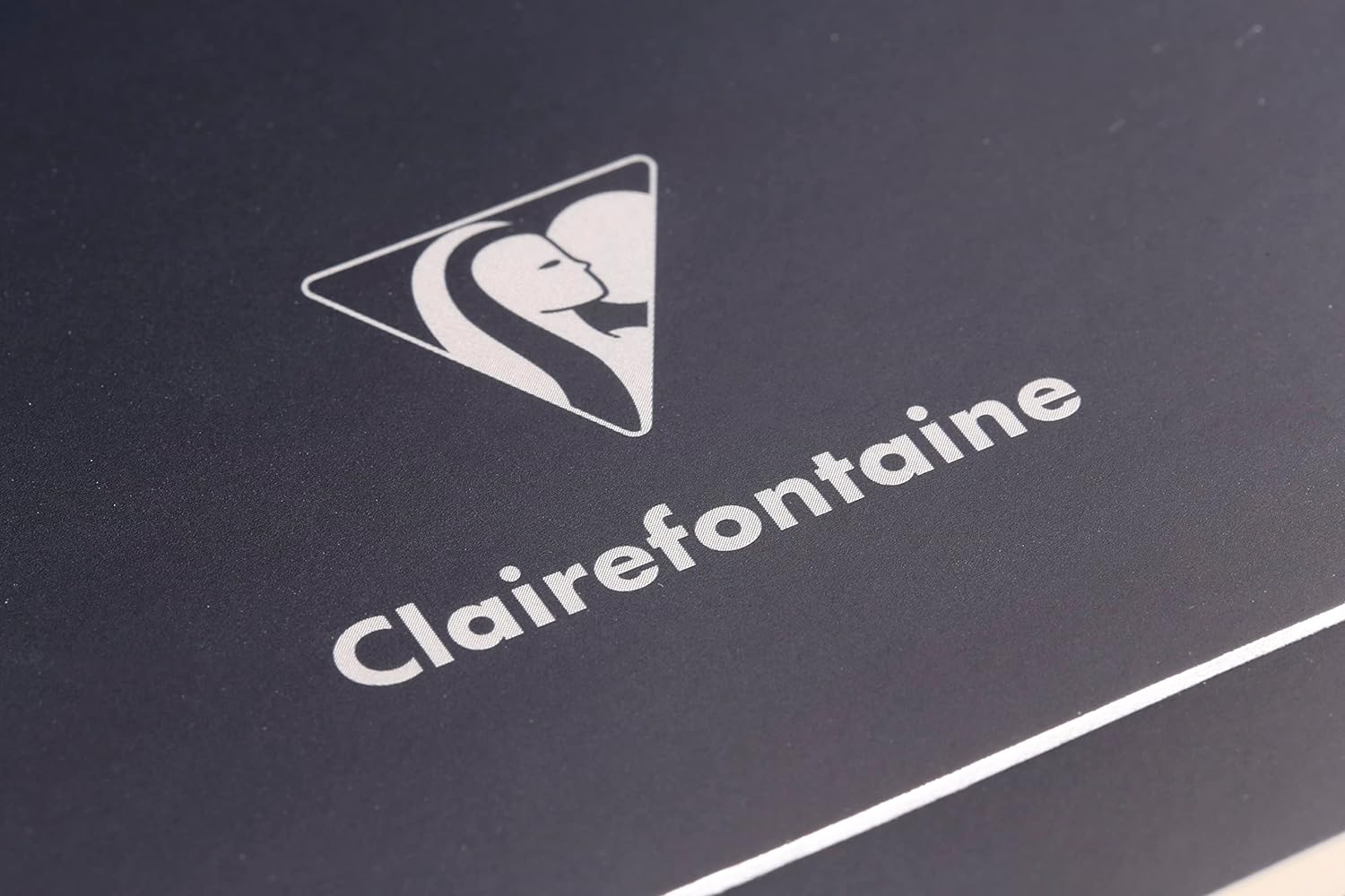 CLAIREFONTAINE Triomphe Platinum Notebook A5 48s 90g Ivory Plain